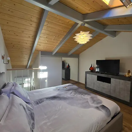 Marinella House * サルツァーナ